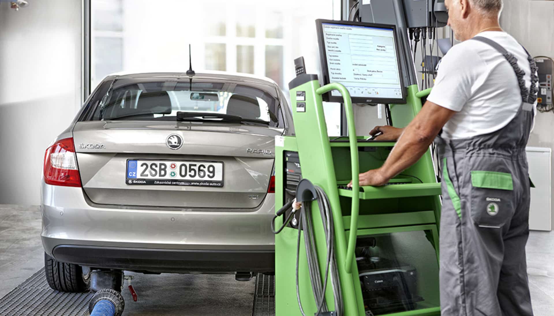 Proč jsou vozy BMW, Audi a Volkswagen nejčastěji odmítány na STK?