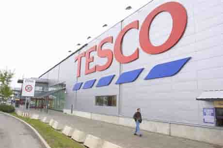 Nečekaná přestávka: Tesco zavírá dveře!